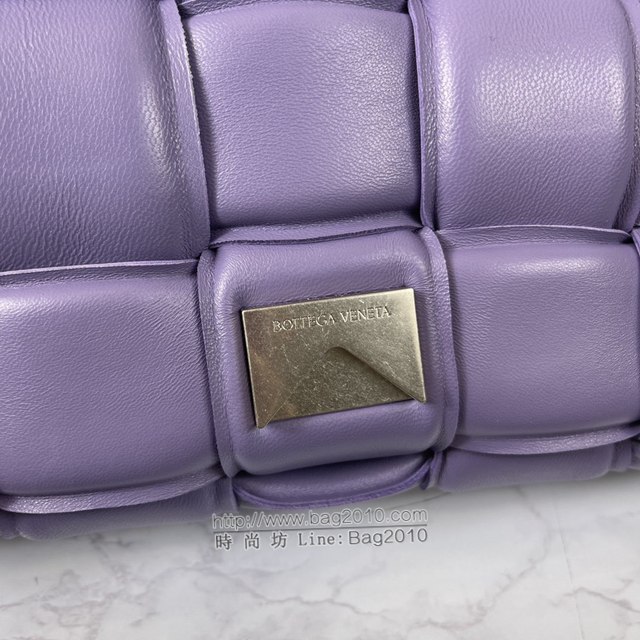 Bottega veneta高端女包 96008薰衣草紫 寶緹嘉新款枕頭鏈條包 BV經典款單肩斜挎手提女包  gxz1234